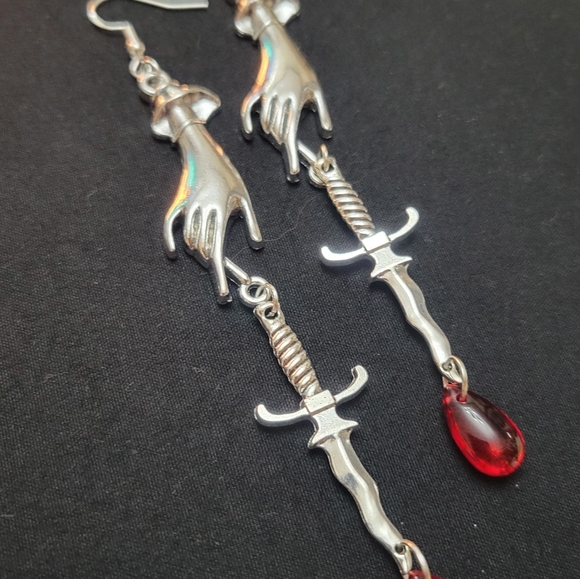 Silver dagger blood drop earrings - Picture 3 of 4